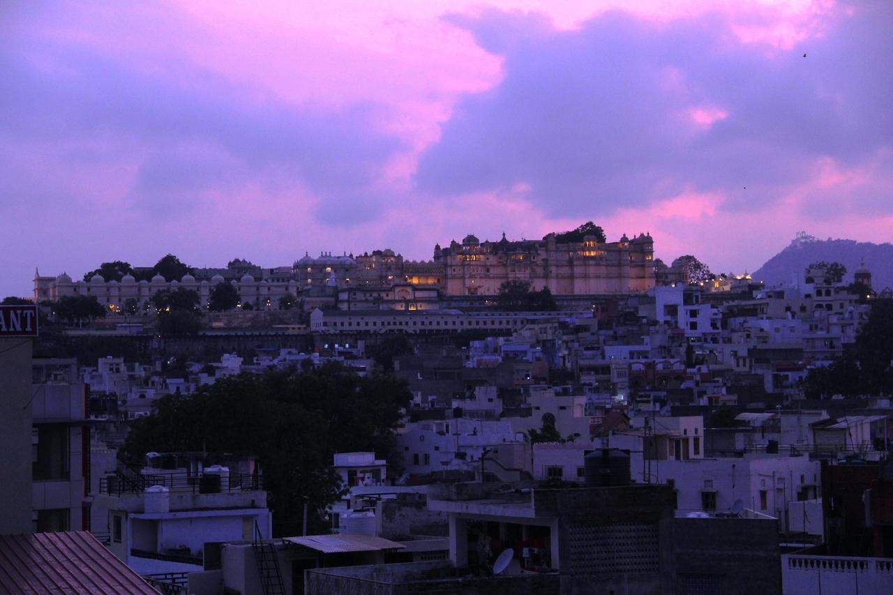 Eltravo - Hostel Udaipur Eksteriør billede